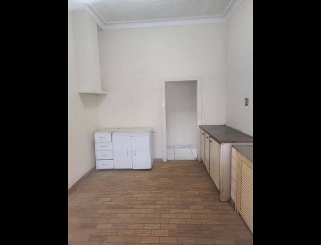 3 BEDROOM HOUSE FOR SALE IN KENILWORTH